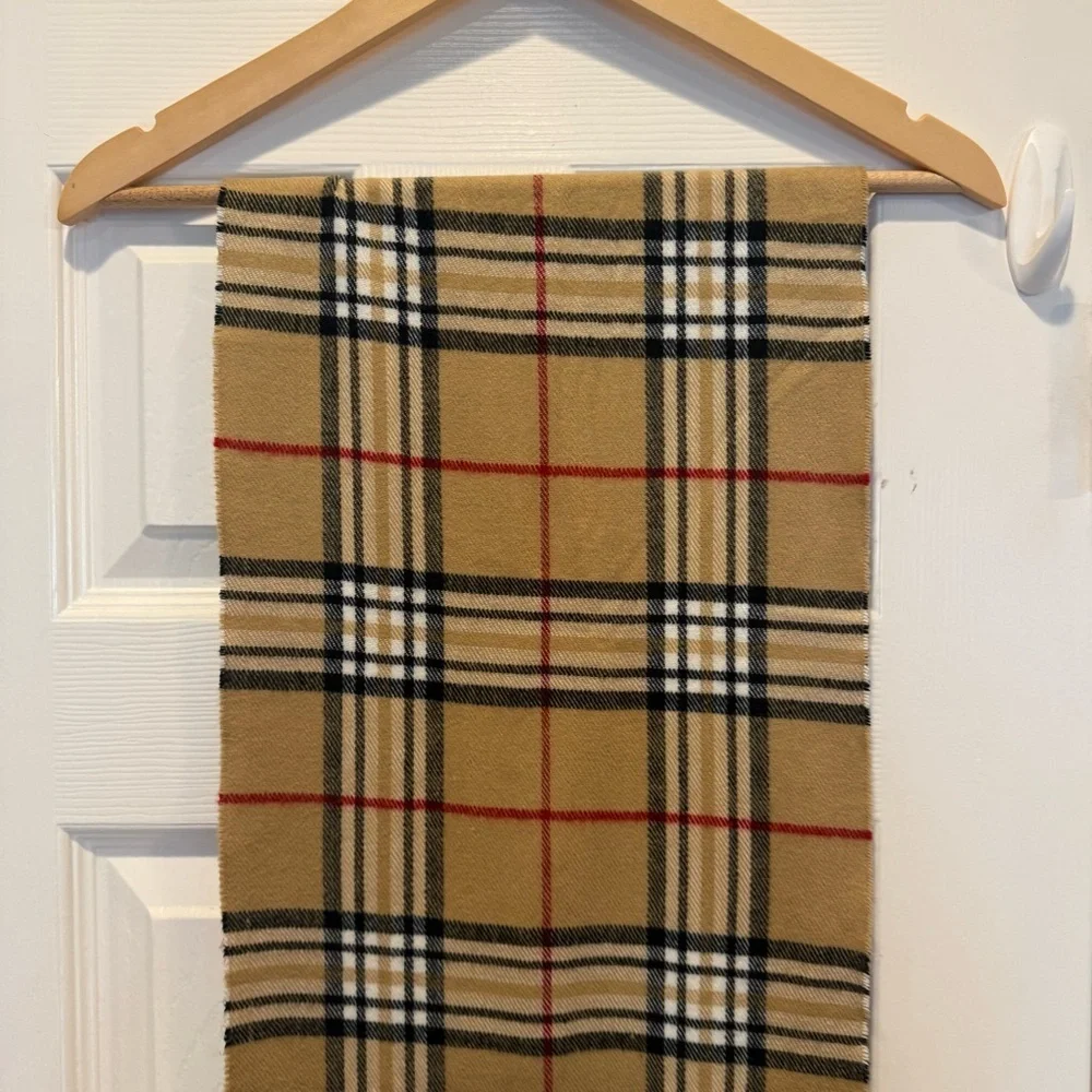Nova Check Scarf 100% Cashmere Fringe Plaid Scotland Tan Black Red 66x12 Preppy